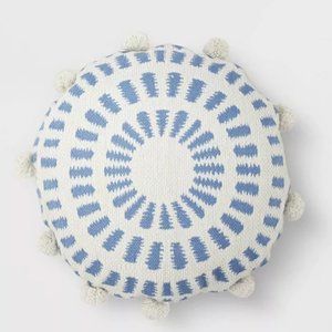 Round Pom Throw Pillow Blue & White